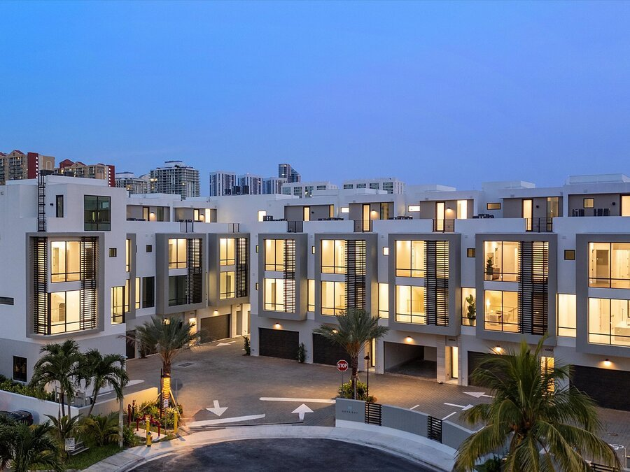 Koya Bay residence gallery one