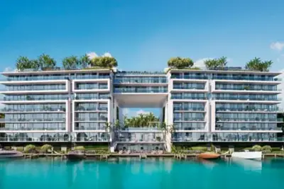 La Baia South waterfront building